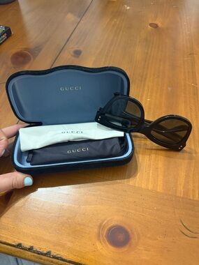 Gucci sunglasses